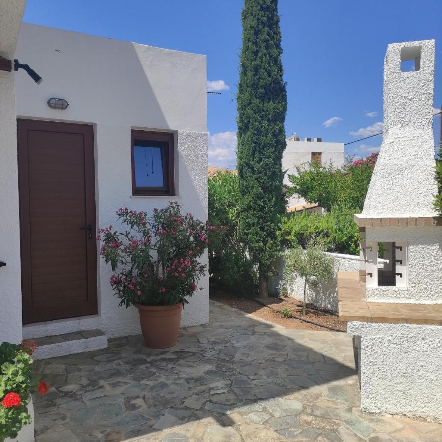 Porto Hydra - Villa Mirani Ермиони Екстериор снимка