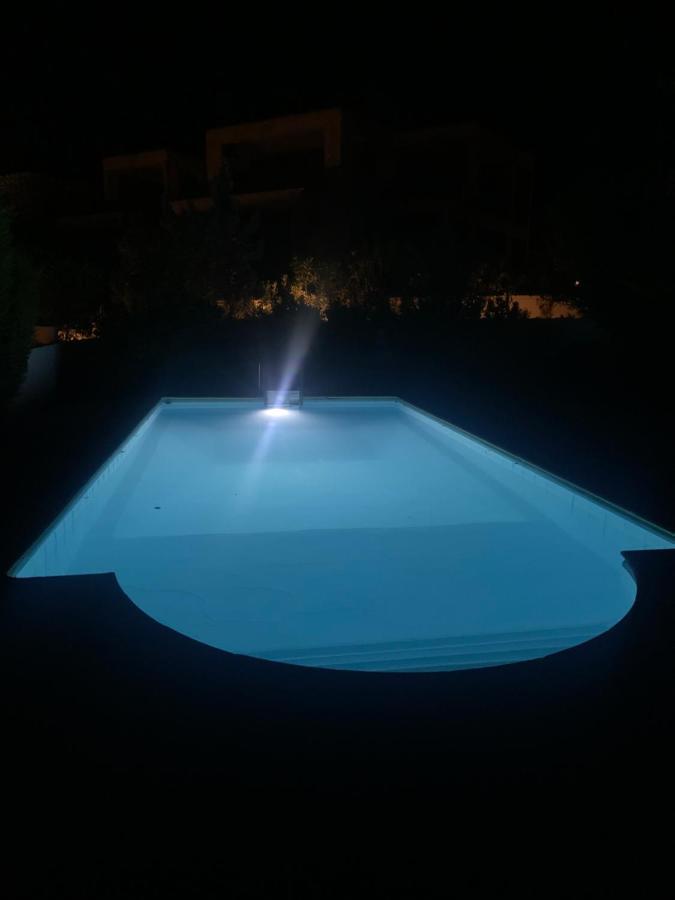 Porto Hydra - Villa Mirani Ермиони Екстериор снимка